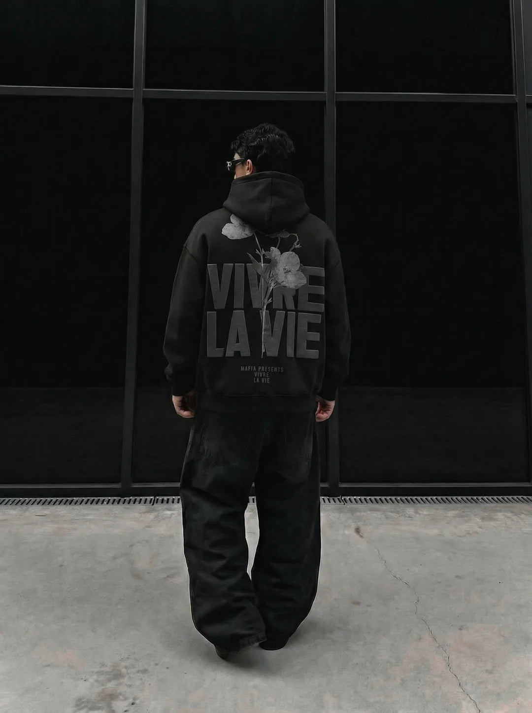 Vivre La Vie Unisex Hoodie